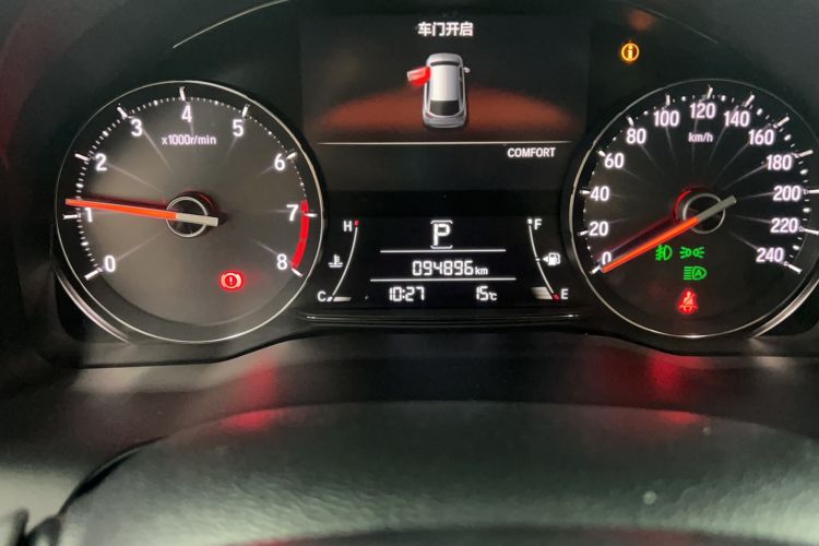 Used Honda Avancier 2017 370TURBO Four-Wheel Drive Supreme Edition Odometer Close Up