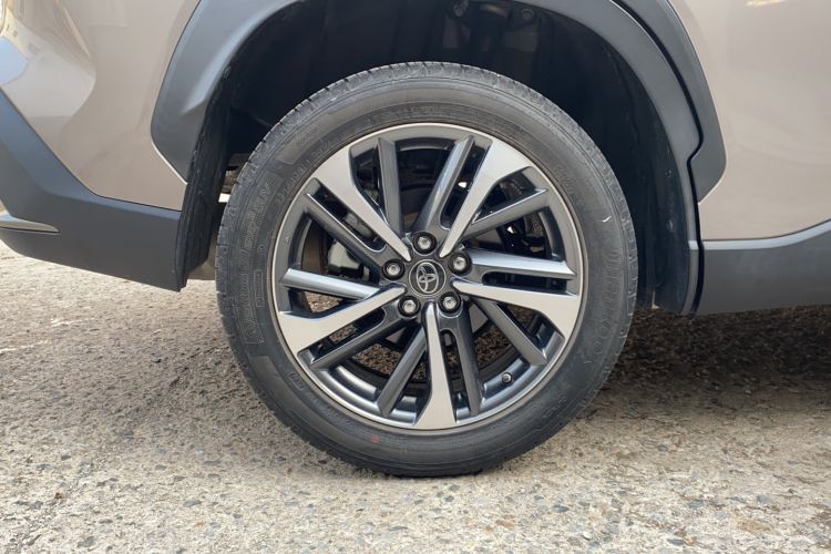 Used Toyota FRONTLANDER 2022 2.0L CVT Luxury PLUS Edition
