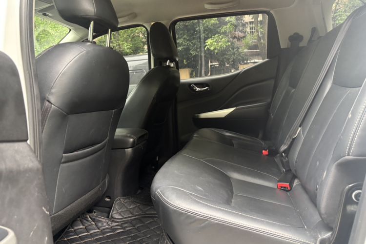Used Dongfeng Palazzo 2021 1.8T Manual 4x4 Elite Edition Interior 2