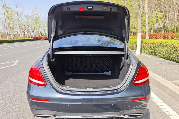 Used Mercedes-Benz E-Class 2018 Restyled E 300 L Sport Luxury Edition Trunk