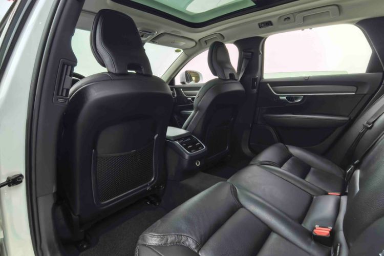 Used Volvo V90 2019 Cross Country T5 AWD Smart Range Version China V Standard
