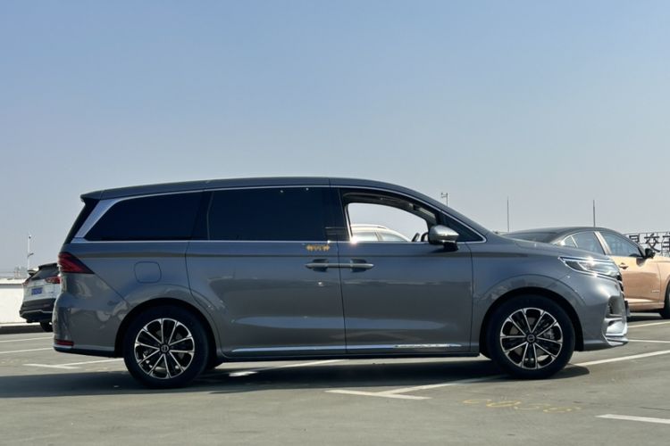 Used Roewe iMAX8 2021 400TGI Supreme Series Prestige Edition