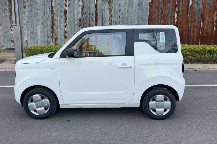 Used Geely Auto Panda 2024 Panda Mini 200km Endurance Bear