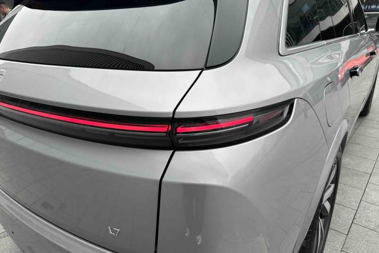 Used Li Auto L7 2023 Pro Model
