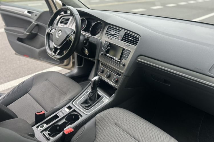 Used Volkswagen Golf 2016 1.6L Automatic Comfort Model