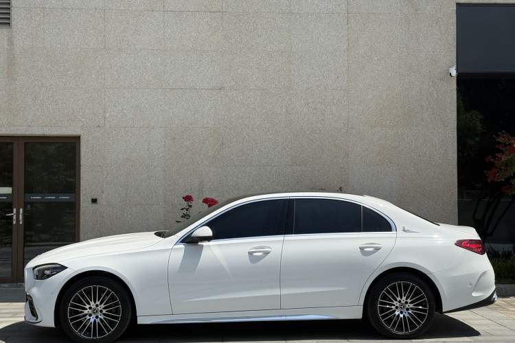 Used Mercedes-Benz C-Class 2025 C 260 L Sport Edition Exterior 3