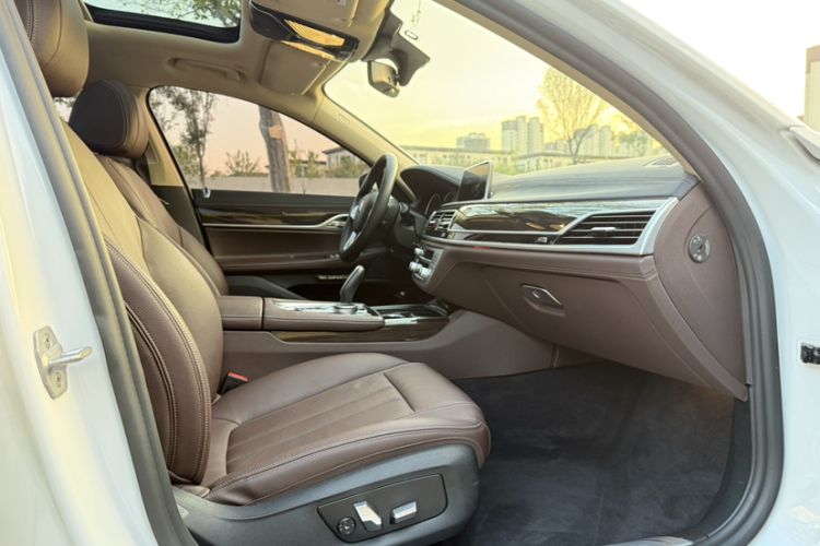 Used BMW 7 Series 2018 730Li Leading Model Excellence Package