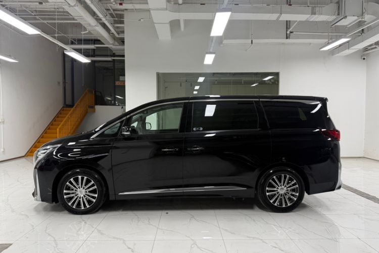 Used GAC Trumpchi M8 2023 Lingxiu Series 390T Prestige Edition Exterior 1