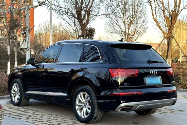 Used Audi Q7 2016 45 TFSI Technology Edition
