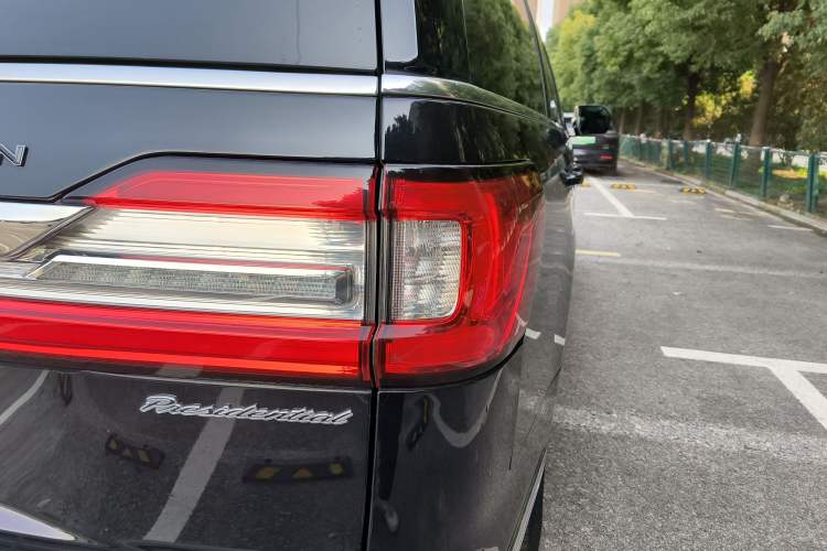 Used Lincoln Navigator 2020 3.5T Long-Wheelbase Presidential Edition
