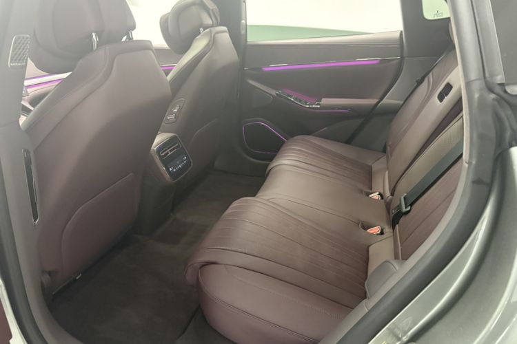 Used Denza Z9GT 2024 1100 Four-Wheel Drive Ultra Version
