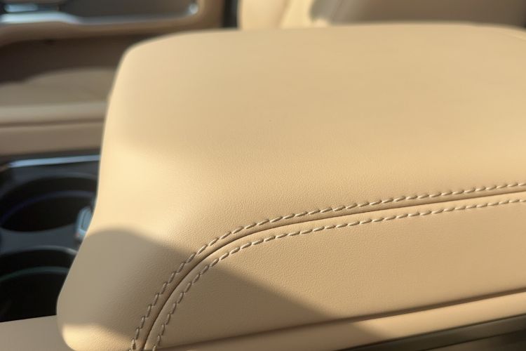 Used Formula Leopard 8 2025 Smart & Brave Flagship Edition 6 Seats
