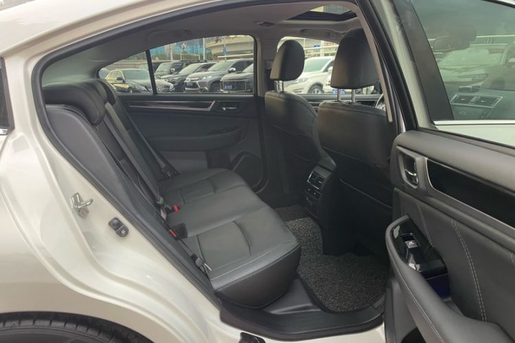 Used Subaru Legacy 2016 2.5i All-Wheel-Drive Glory Edition