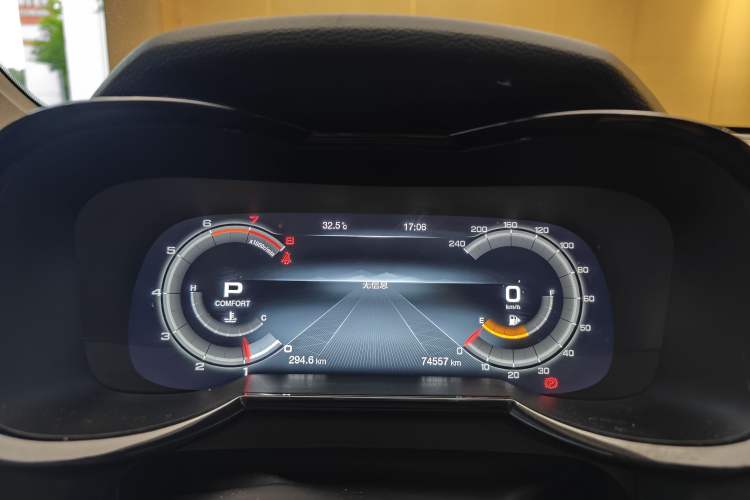 Used GAC Trumpchi GS8 2020 390T Two-Wheel Drive Luxury Smart Connectivity Version (7 Seats) Odometer Close Up