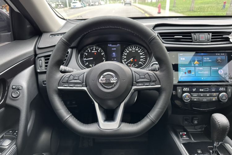 Used Nissan X-Trail 2020 2.0L XL ITS CVT 2WD SmartConnect Comfort Edition Steering Wheel