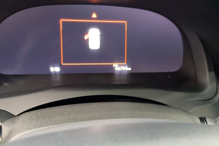 Used Toyota Camry 2021 2.5G Luxury Edition Odometer Close Up