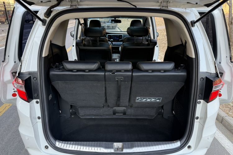 Used Honda Odyssey 2018 2.4L Luxury Edition
