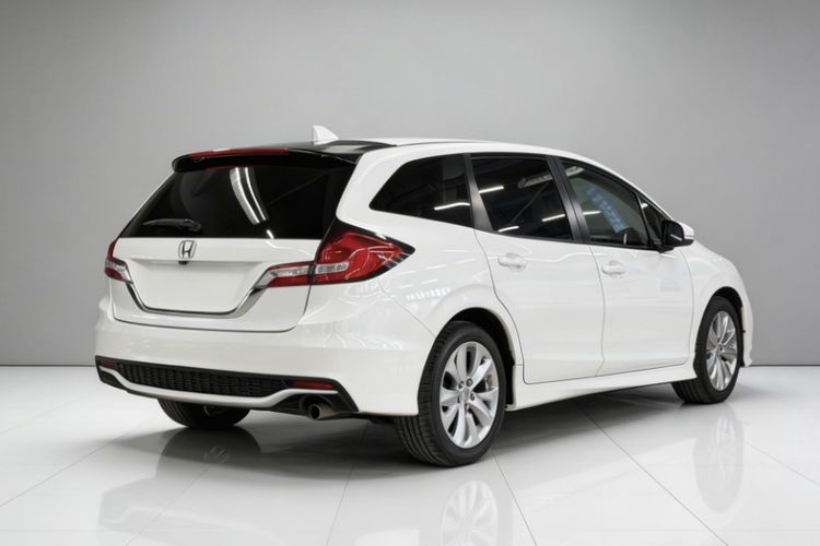 Used Honda Jade 2017 1.8L Automatic Classic Edition 5 seats