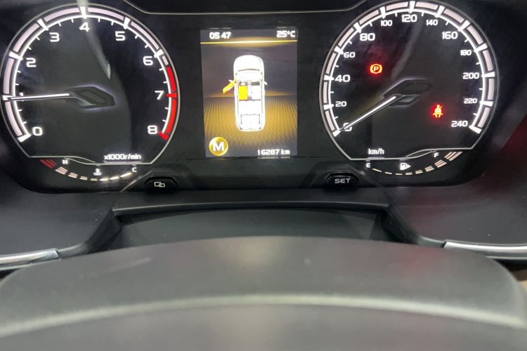 Used Geely Auto Jiajie 2019 1.5TD Manual Comfort Model Odometer Close Up