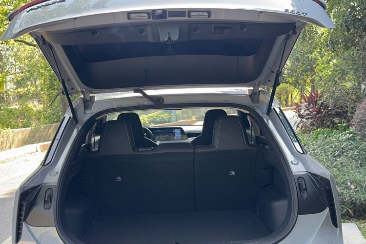 Used Venucia V 2021 260T Idol Edition