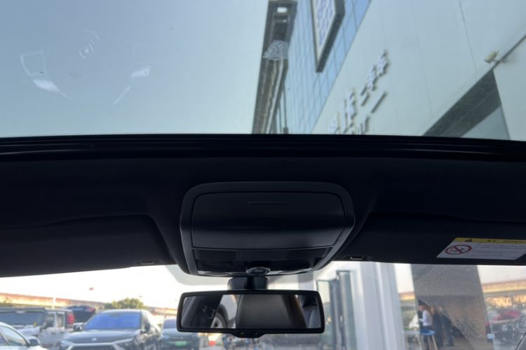 Used Volkswagen Sagitar 2013 2.0 TSI GLI Headliner