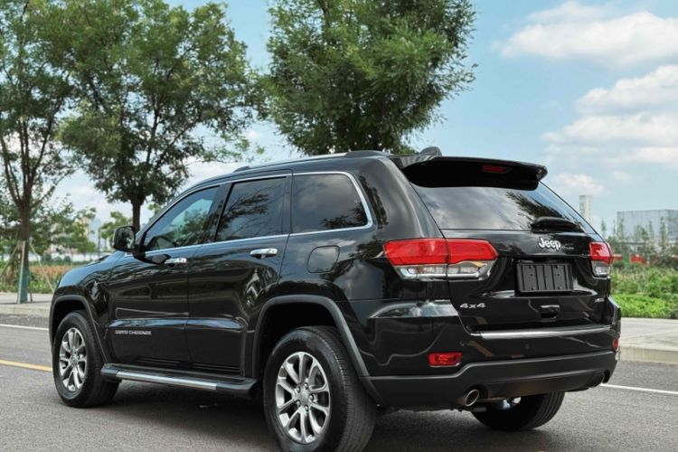 Used Jeep Grand Cherokee 2014 3.0L Comfort Navigation Edition
