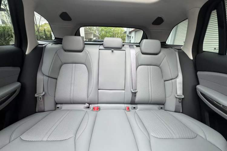 Used Nio ES6 2022 75 kWh Sport Edition Interior 10