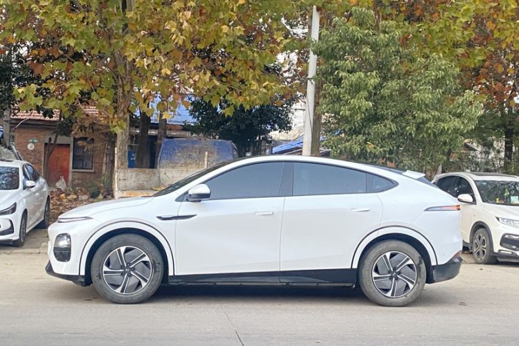 Used XPeng G6 2023 580 Long-Range Pro Exterior 11