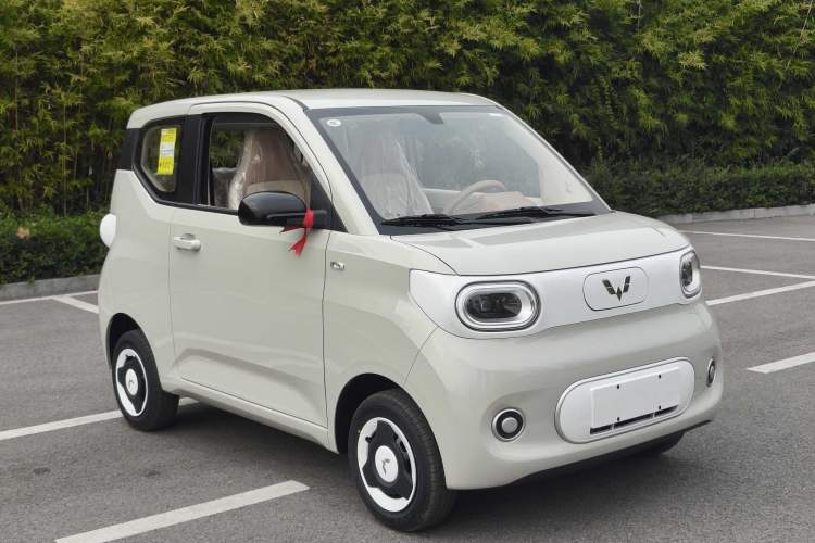 Used Wuling Hongguang MINIEV 2024 3rd Generation 215km Youth Edition