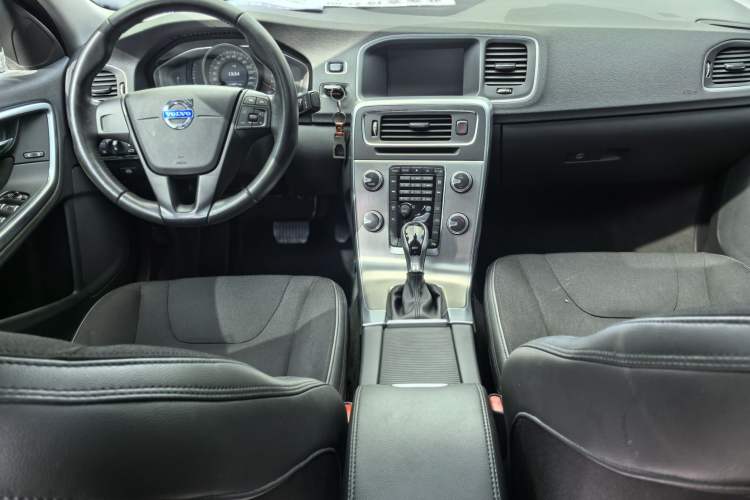 Used Volvo S60 2017 S60L T3 Smart Upgrade Edition