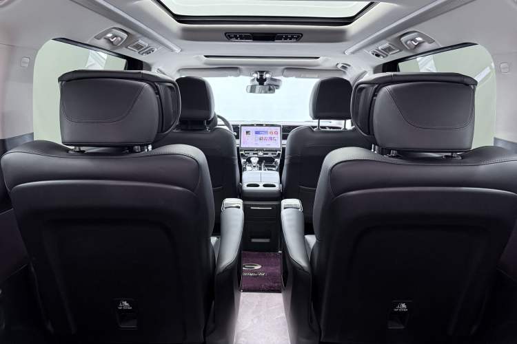 Used GAC Trumpchi M8 2024 Master Series 400T Prestige Edition