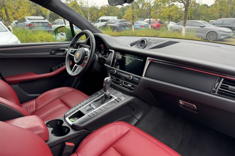 Used Porsche Macan 2021 Macan 2.0T