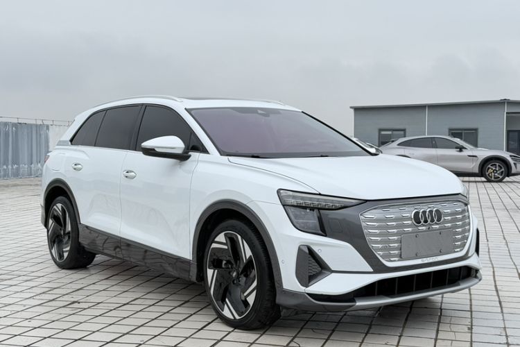 Used Audi Q5 e-tron 2022 50 e-tron quattro Glory Edition Elegant Suit
