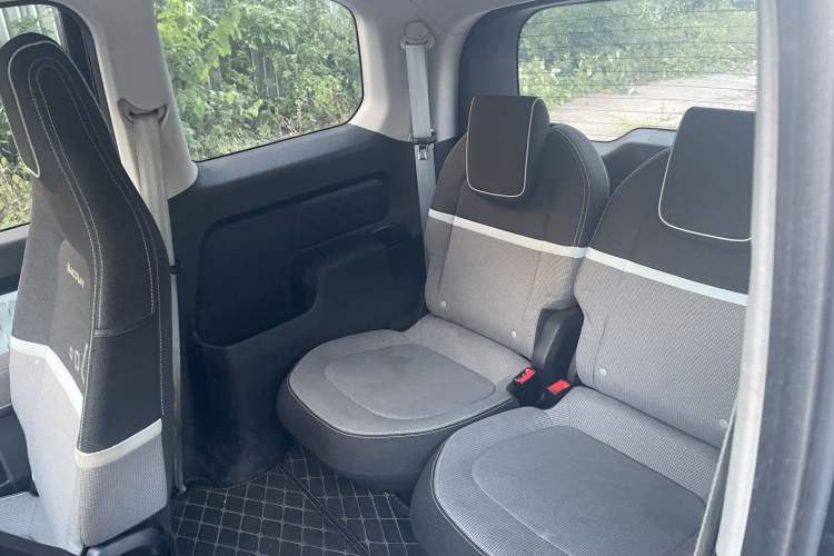 Used Baojun E300 2020 Plus Starry Intelligence Edition