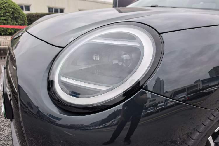 Used MINI Electric MINI COOPER 2024 452km COOPER SE Racing Driver