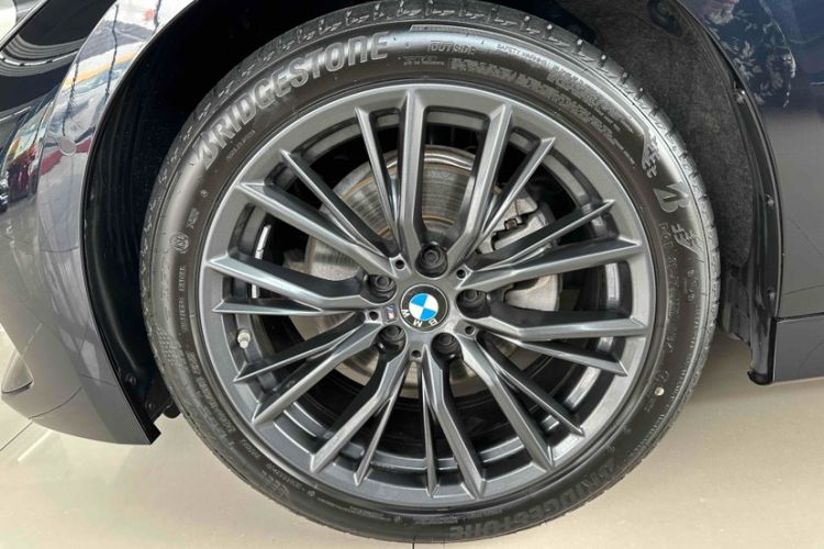 Used BMW 3 Series 2024 325Li M Sport Night Edition Package