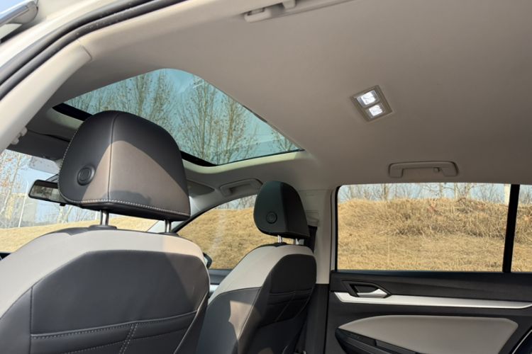 Used Volkswagen Golf 2024 280TSI DSG Pro 50th Anniversary Edition
