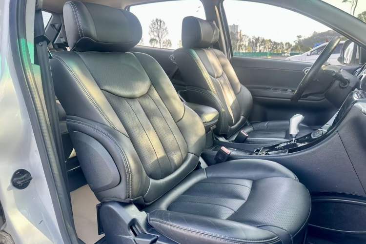 Used Luxgen Great 7 SUV 2015 2.2T Two-Wheel Drive Smart Version