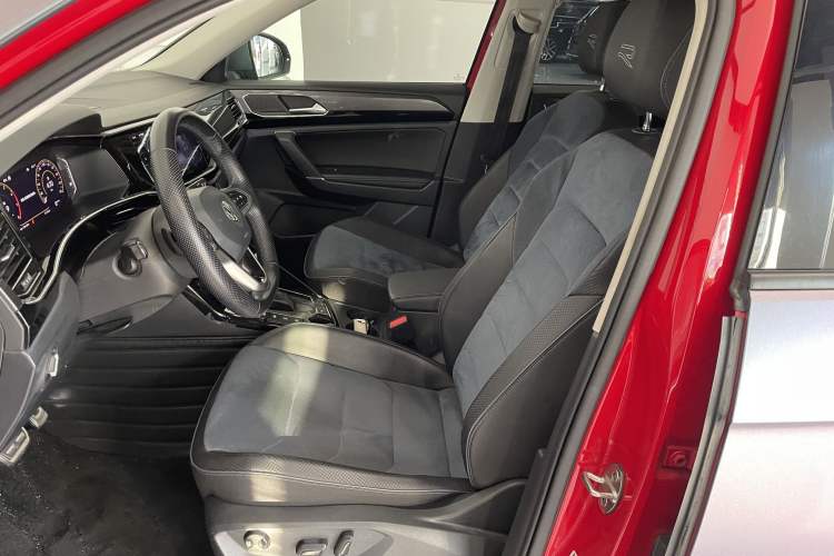 Used Volkswagen Tayron X 2020 330TSI Two-Wheel Drive Luxury Smart Connectivity Version