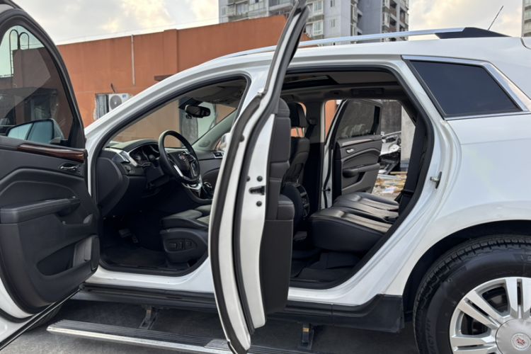 Used Cadillac SRX 2014 3.0L Elite Model