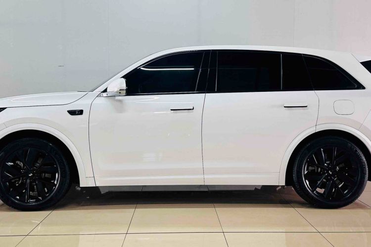 Used Li Auto L7 2023 Pro Model Exterior 2