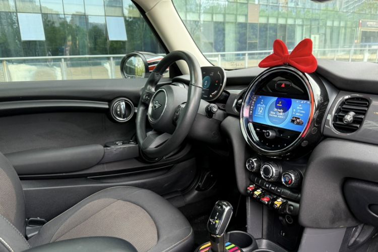 Used MINI 2023 1.5T ONE
