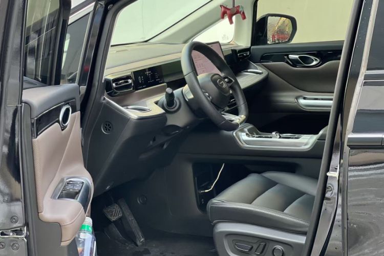 Used GAC Trumpchi Trumpchi E8 2024 Honor Series 2.0L Honor Edition