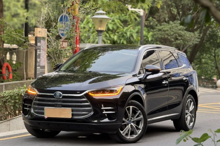 Used BYD Tang New Energy 2019 DM 2.0T All-Wheel Drive Smart Connectivity Enjoyment Model 7 Seats China VI Standard