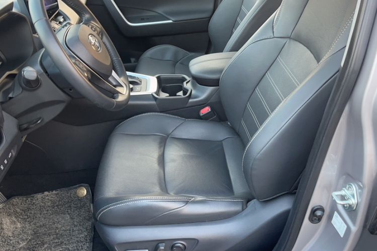 Used Toyota Wildlander 2023 Dual-Motor 2.5L E-CVT Four-Wheel Drive Prestige Edition
