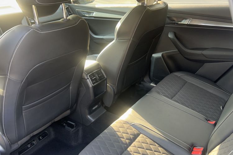 Used Skoda Karoq 2019 TSI280 Smart Drive Deluxe Edition China VI Standard
