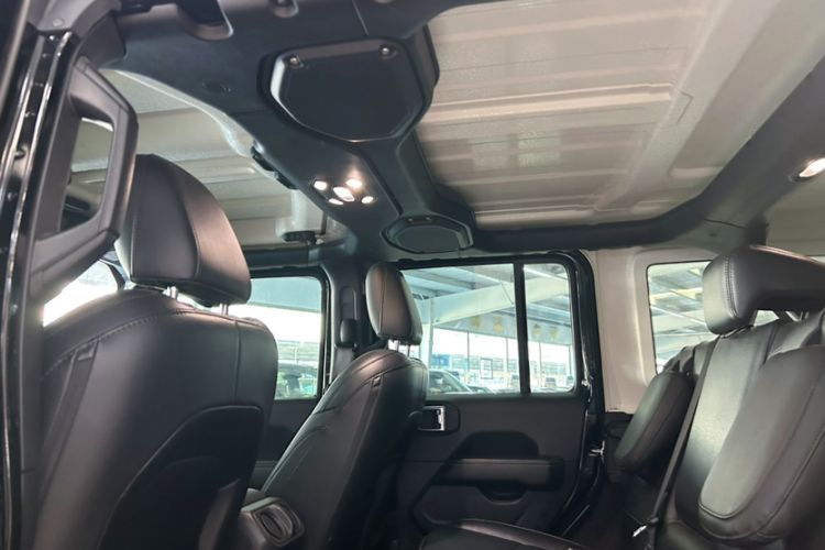 Used Jeep Wrangler New Energy 2021 Four-Door 2.0T 4xe Sahara First Edition