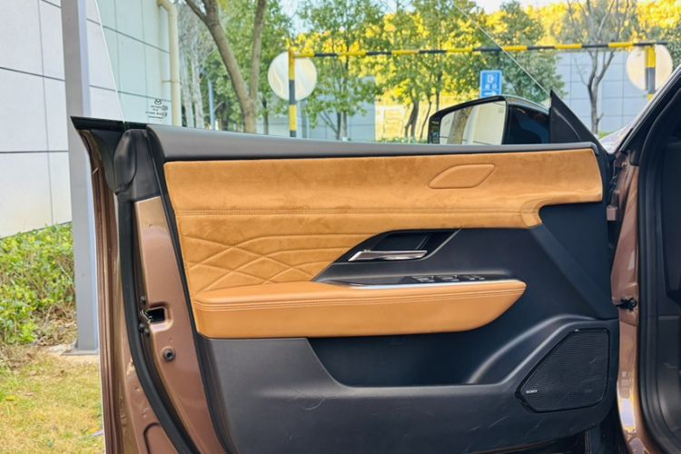 Used Mazda EZ-6 2024 Range-Extended 200 Luxury Edition