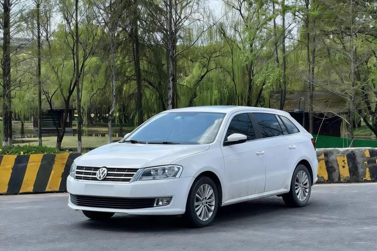 Used Volkswagen Gran Lavida 2013 1.6L Automatic Comfort Model Exterior 1