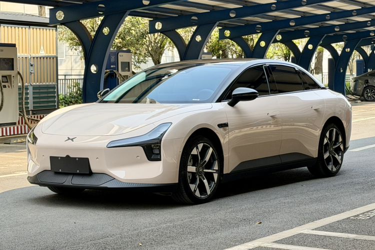 Used XPeng MONA M03 2024 620 with Ultra-Long Range